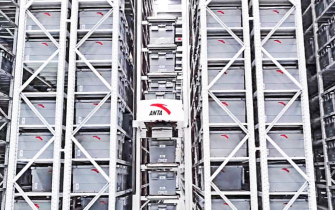 安踏X亚博YABO创新：3500平方米实现每天超12万件出库量